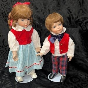 Paradise Galleries JACK 12" & JILL 14" Musical Porcelain Collector Dolls Set